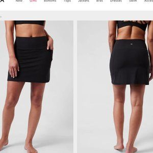 Athleta Salutation Stash 1.5 Skort - Size Large
